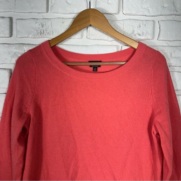 Talbots 100% Cashmere Crewneck Sweater Size Medium - Picture 7 of 8